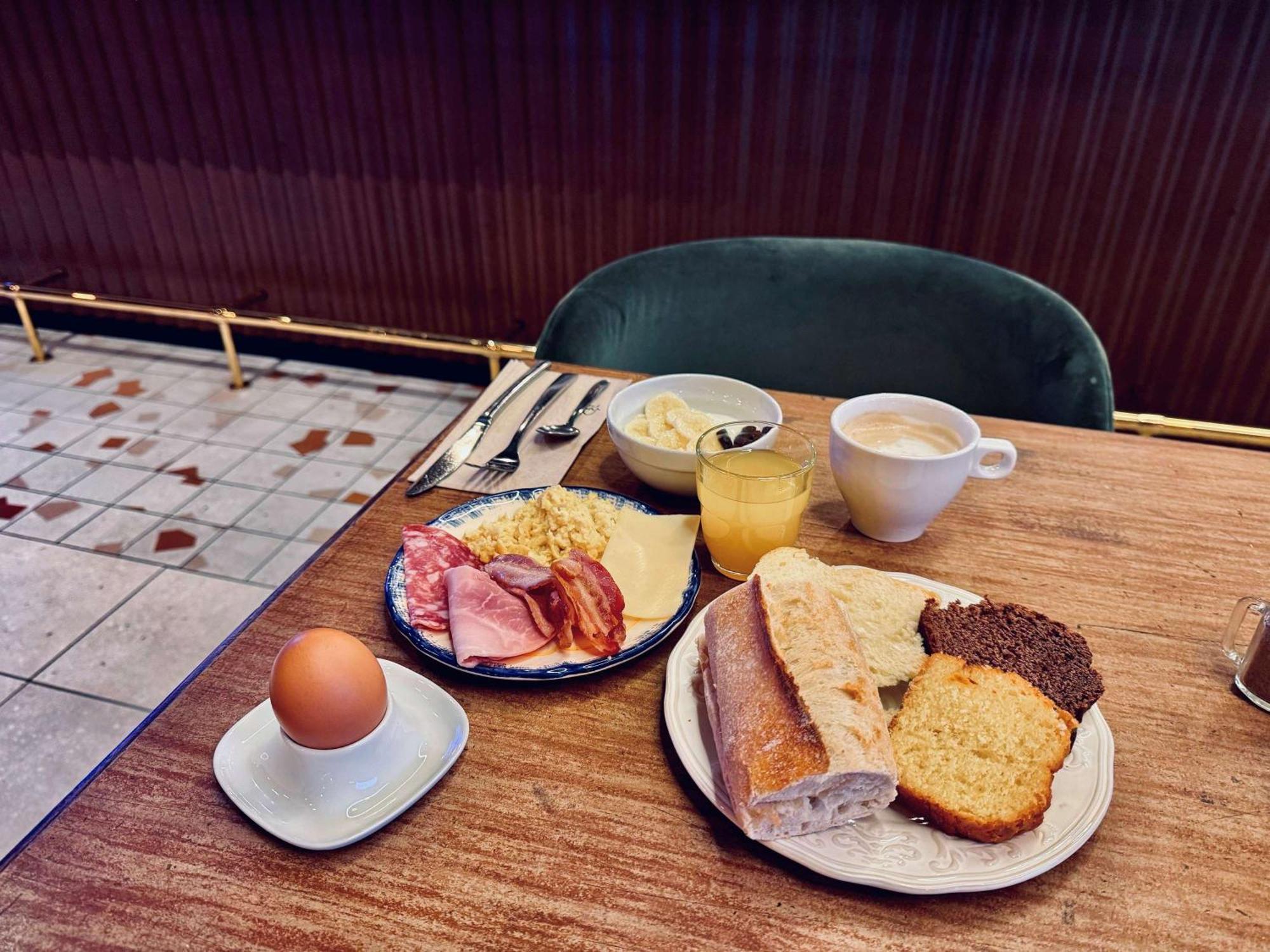 Greet Hotel Brest Aeroport Guipavas Eksteriør bilde